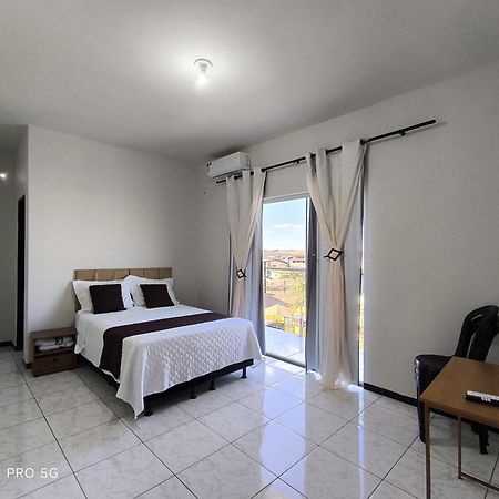 Hotel Almeida Correntina Экстерьер фото
